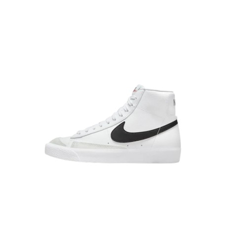 Nike Mujer Blazer Mid '77 De Skate Para Basquet En Color Blanco