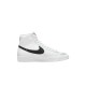 Nike Mujer Blazer Mid '77 De Skate Para Basquet En Color Blanco